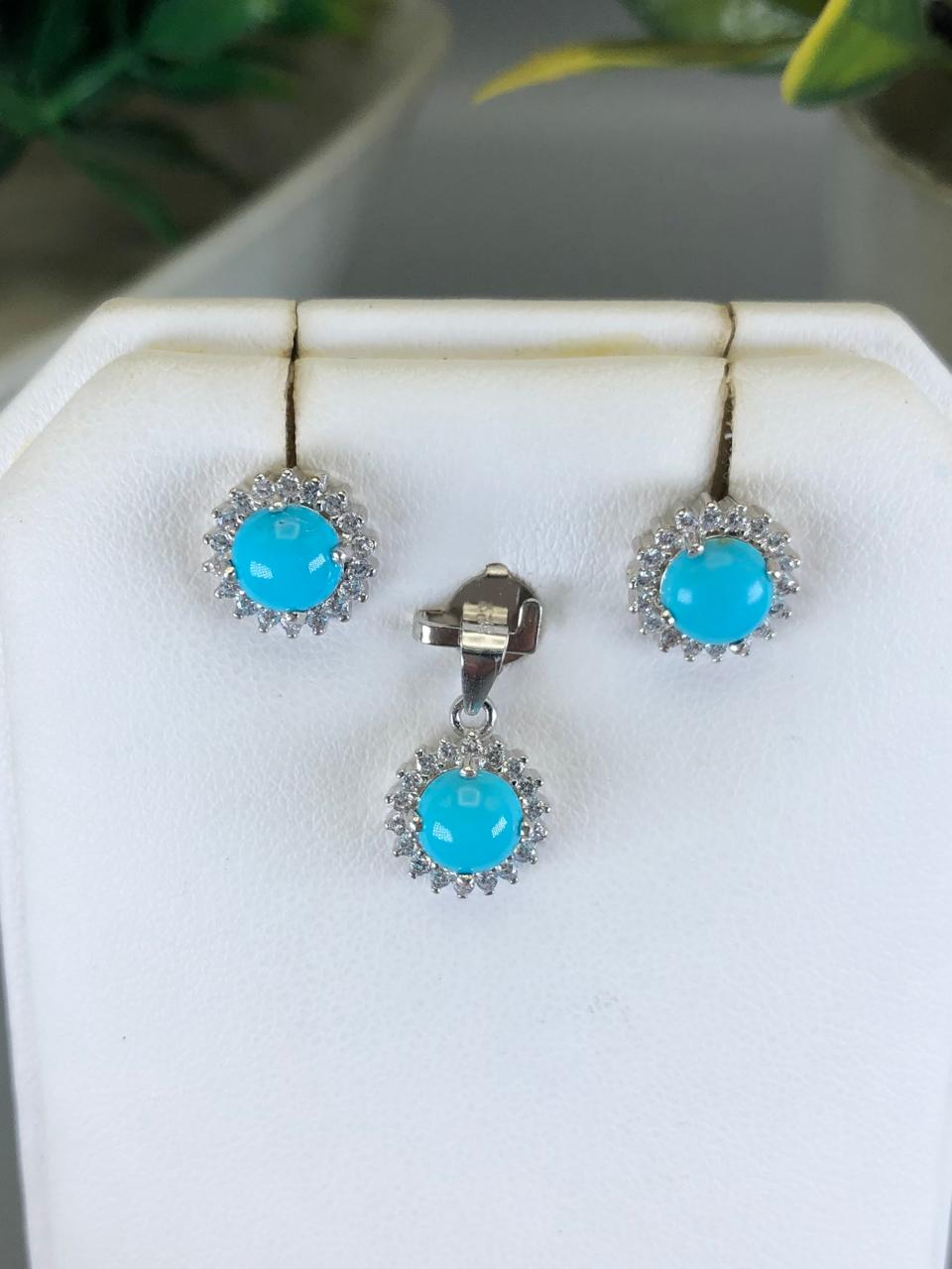 17.18 Carats Natural Turquoise Pendant and Earrings 925 Sterling Silver