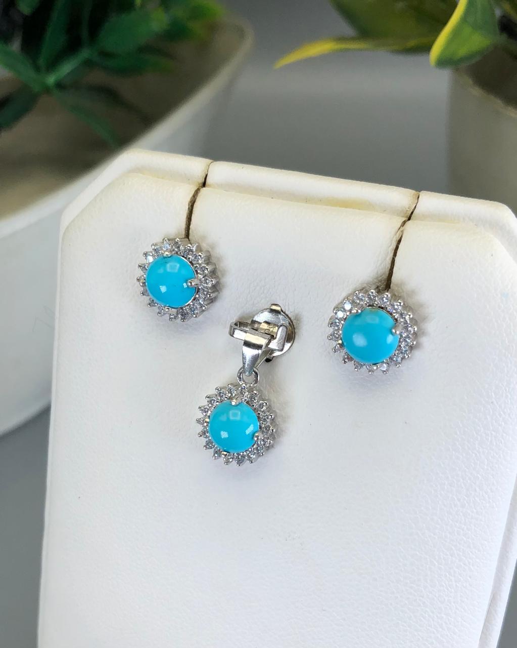 17.18 Carats Natural Turquoise Pendant and Earrings 925 Sterling Silver