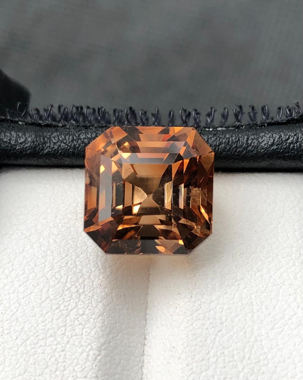 14.50 carats Topaz from Pakistan Loose Gemstone