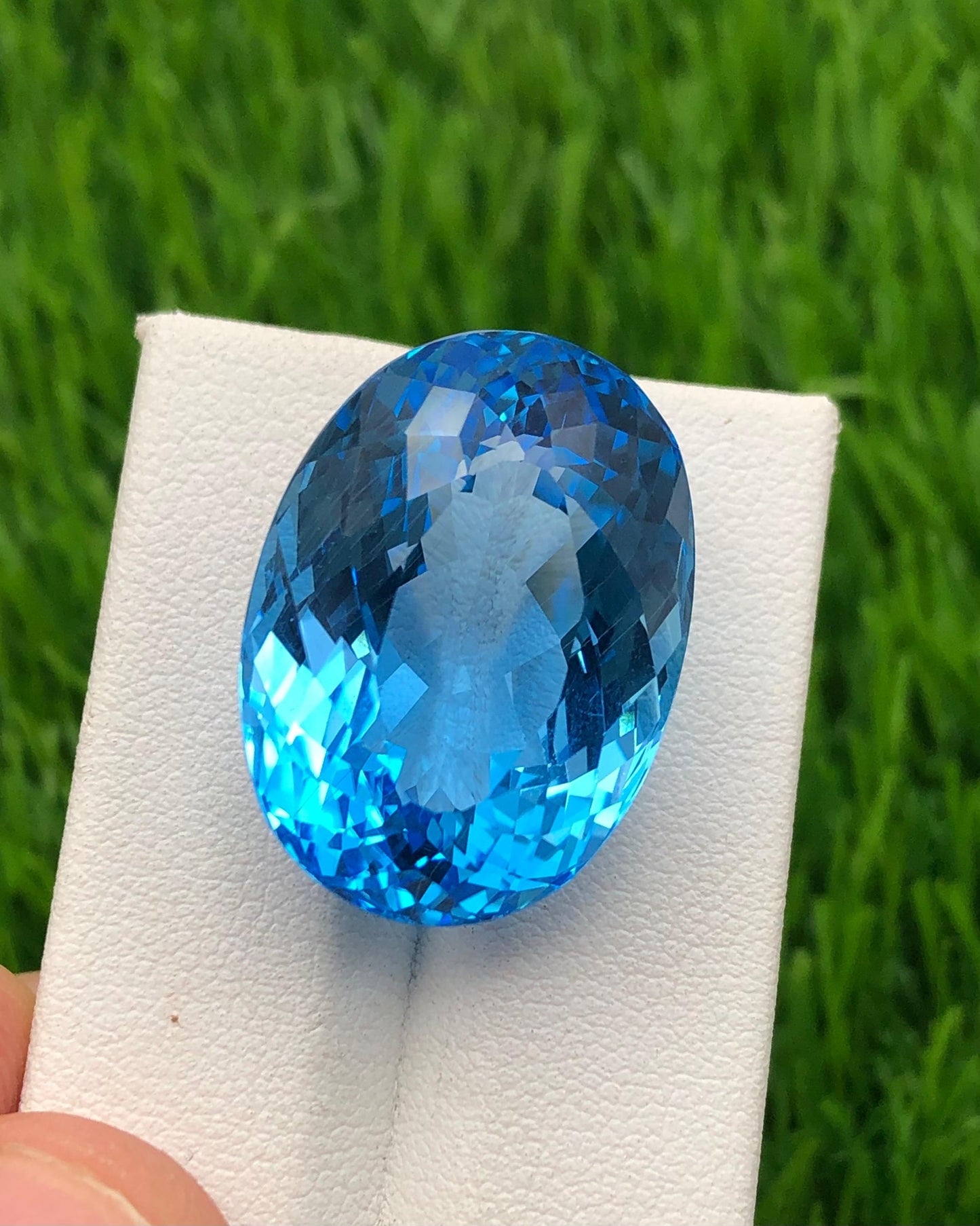 56.60 carats Swiss Topaz from Africa Loose Gemstone