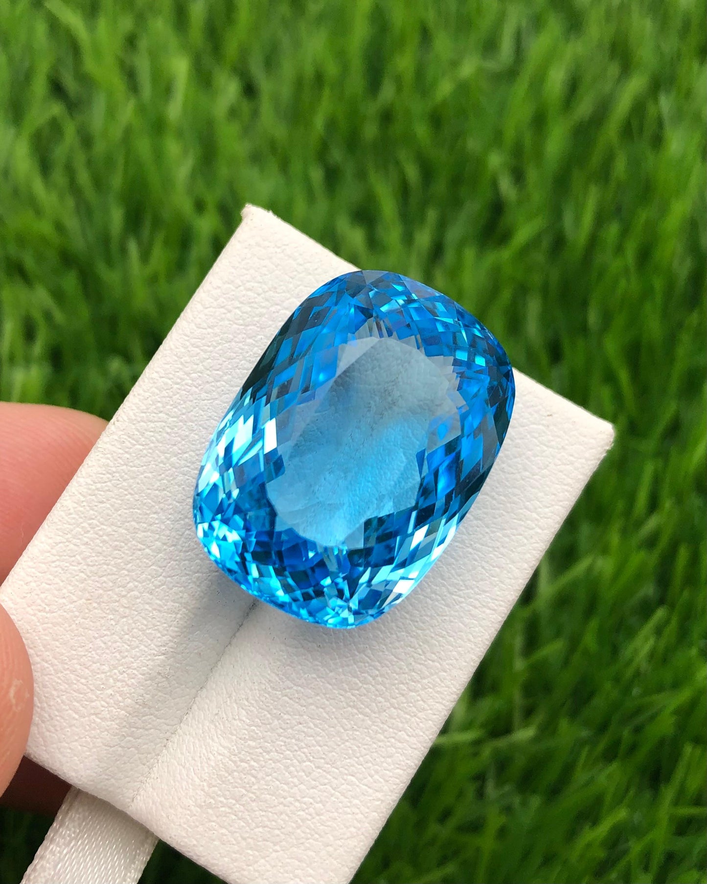 51.92 carats Swiss Topaz From Africa Loose Gemstone