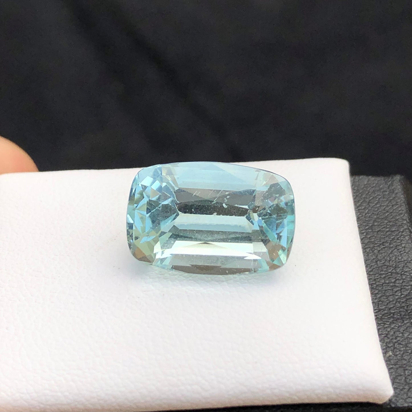 12.54 carats Natural Aquamarine from Pakistan Loose Gemstone