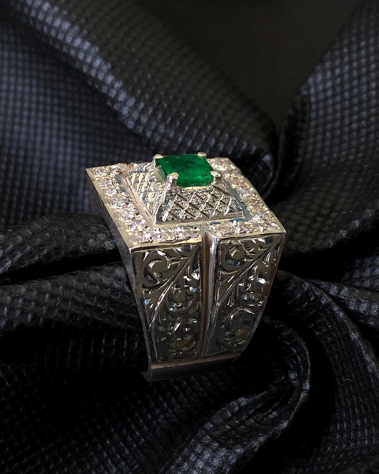 106.22 Carats Hand Made Natural Beautiful Panjshir Emerald Ring for Men