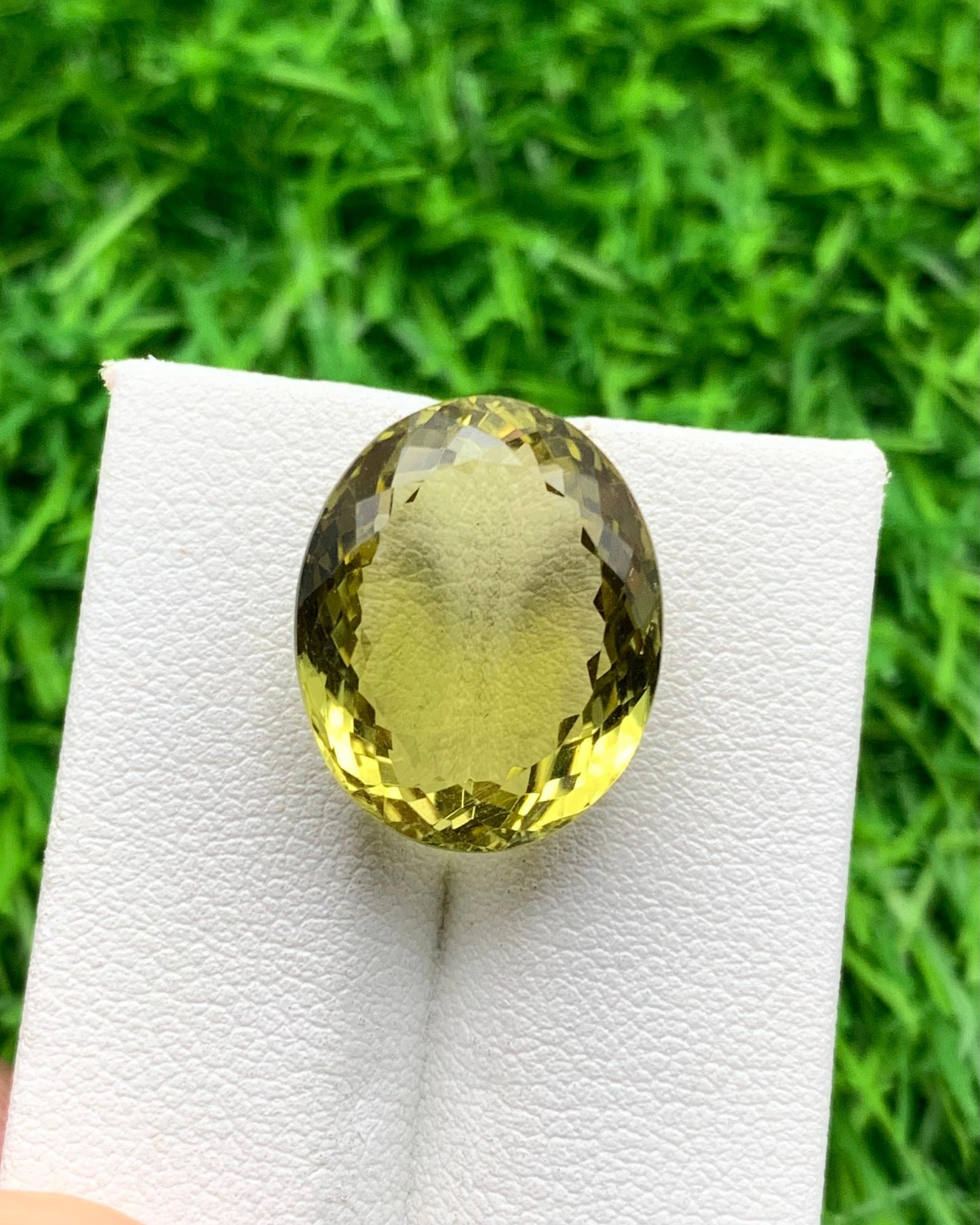 14.55 carats Lemon Quartz from Africa Loose Gemstone