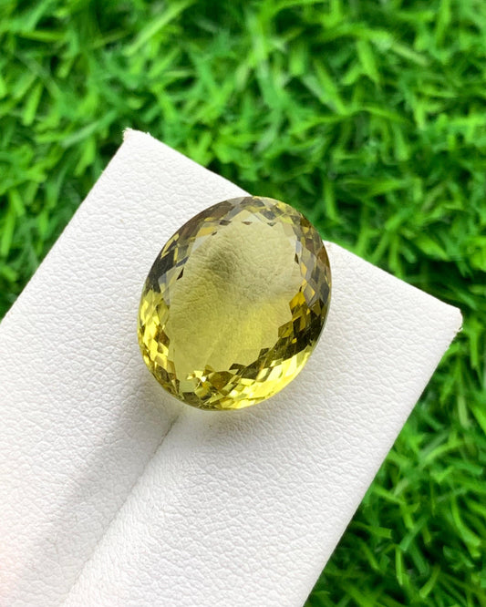 14.55 carats Lemon Quartz from Africa Loose Gemstone