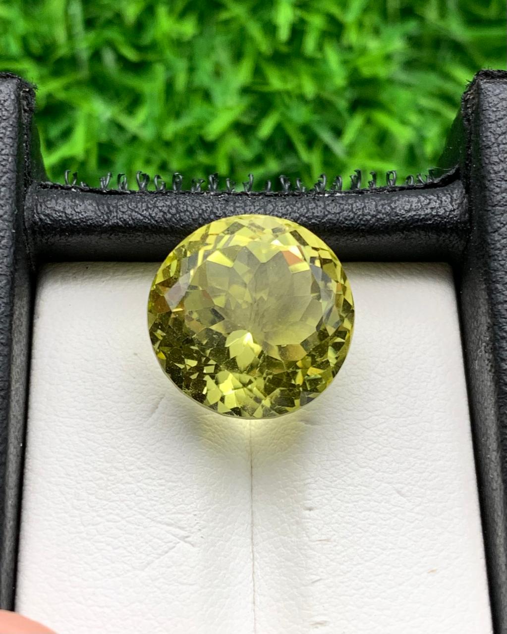 15.60 carats Lemon Quartz from Africa Loose Gemstone