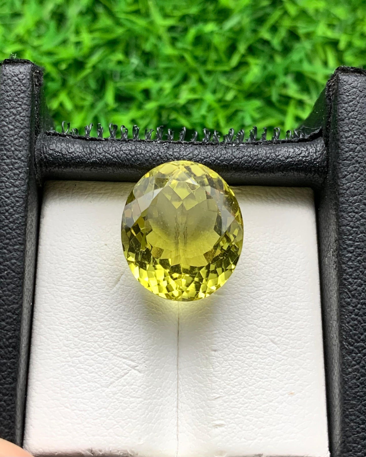 14.36 carats Lemon Quartz from Africa Loose Gemstone