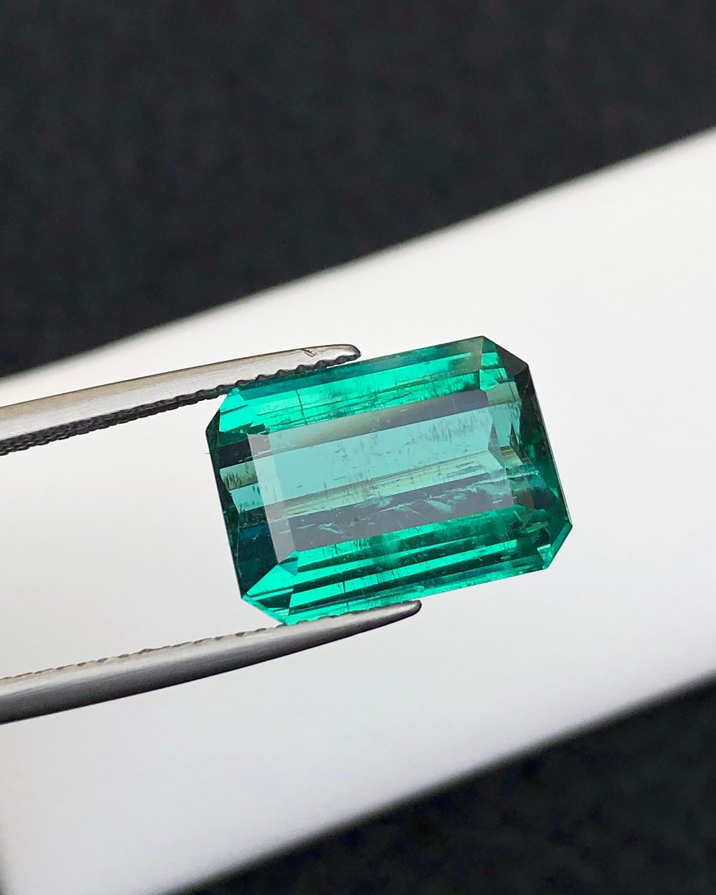 7.89 carats Emerald From Zambia Loose Gemstone