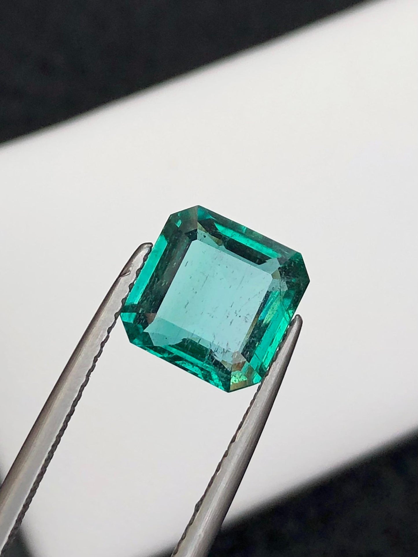 3.33 Carats Emerald from Zambia Loose Gemstone