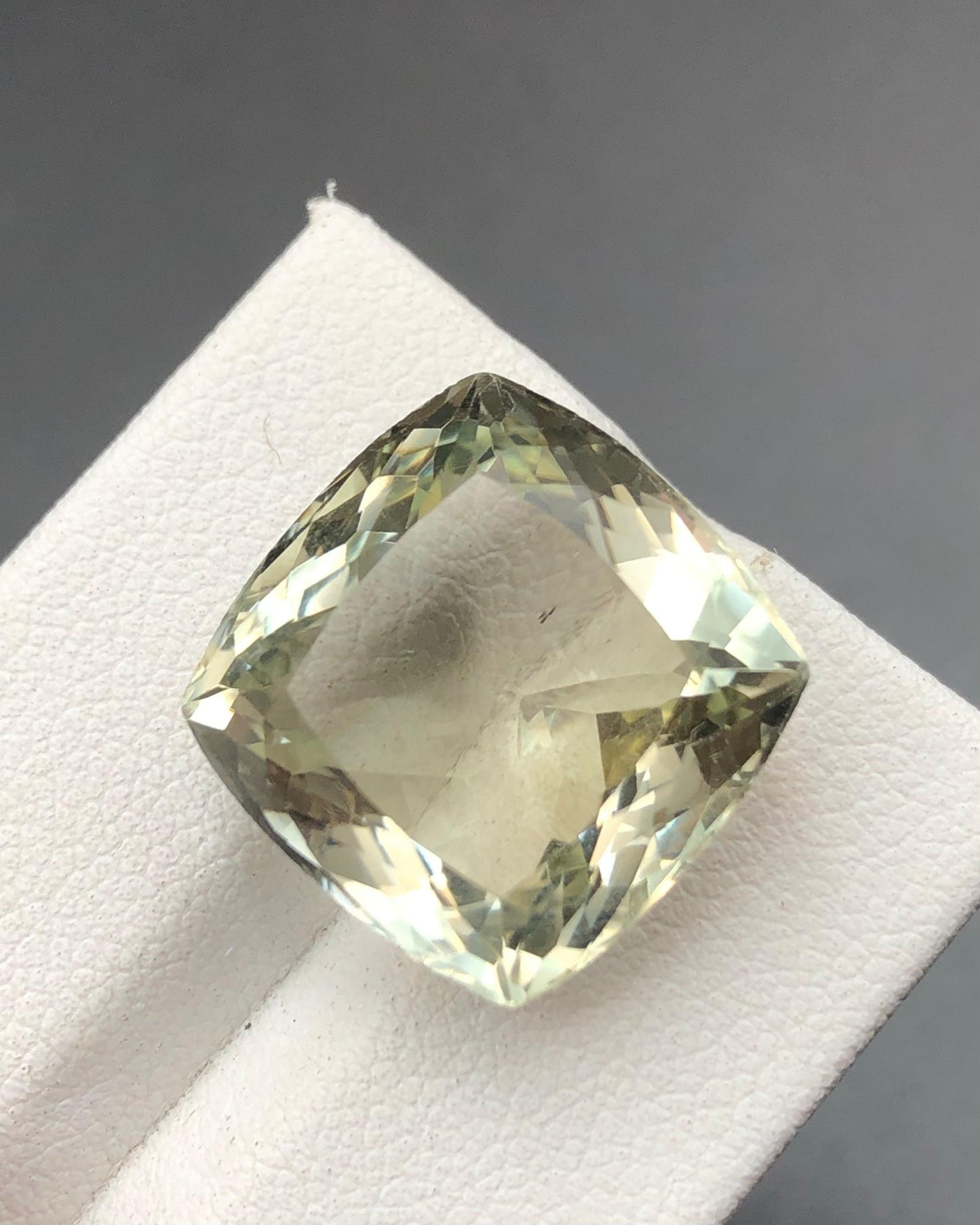 18.60 Carats Green Amethyst From Africa Loose Gemstone