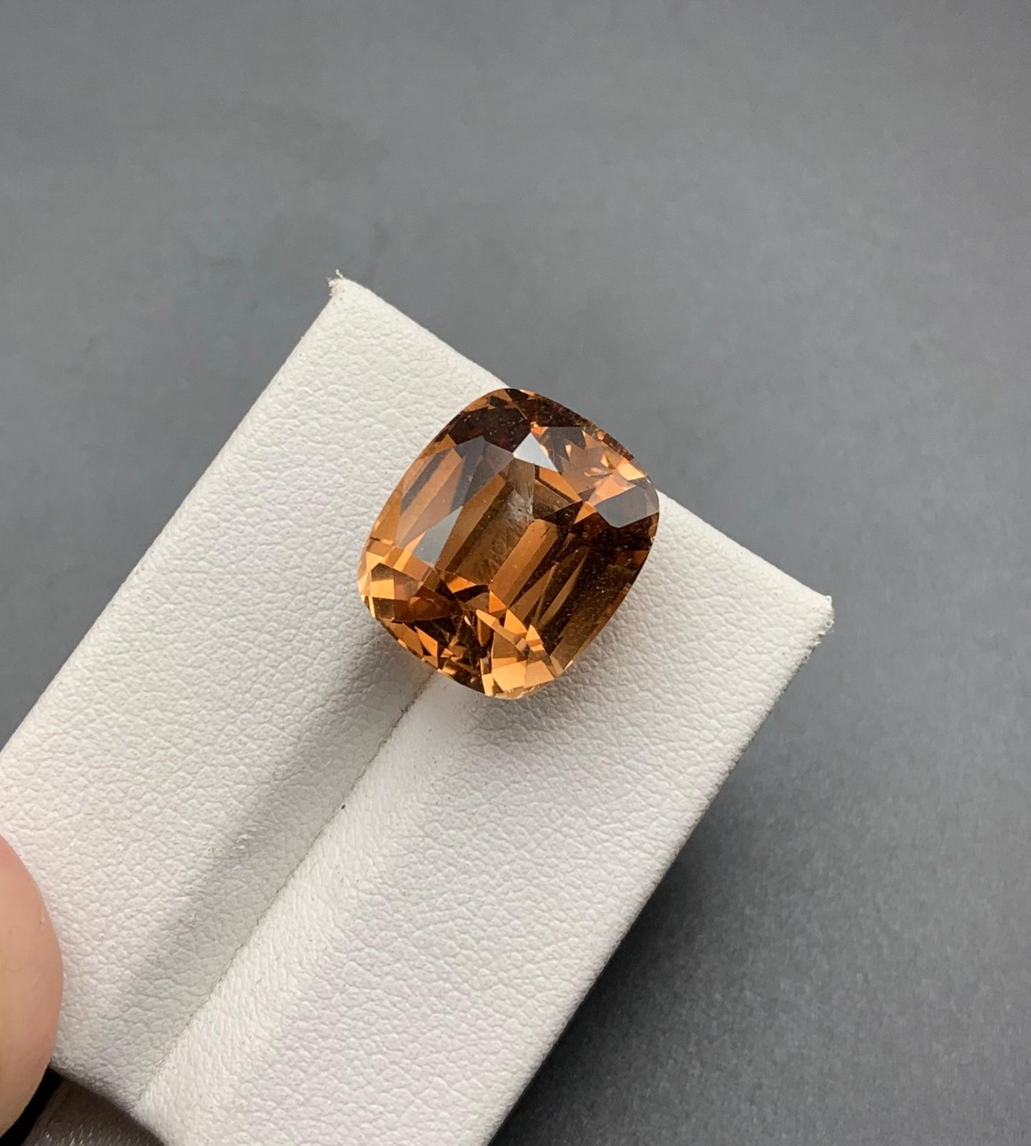 17.82 carats Topaz from Pakistan Loose Gemstone