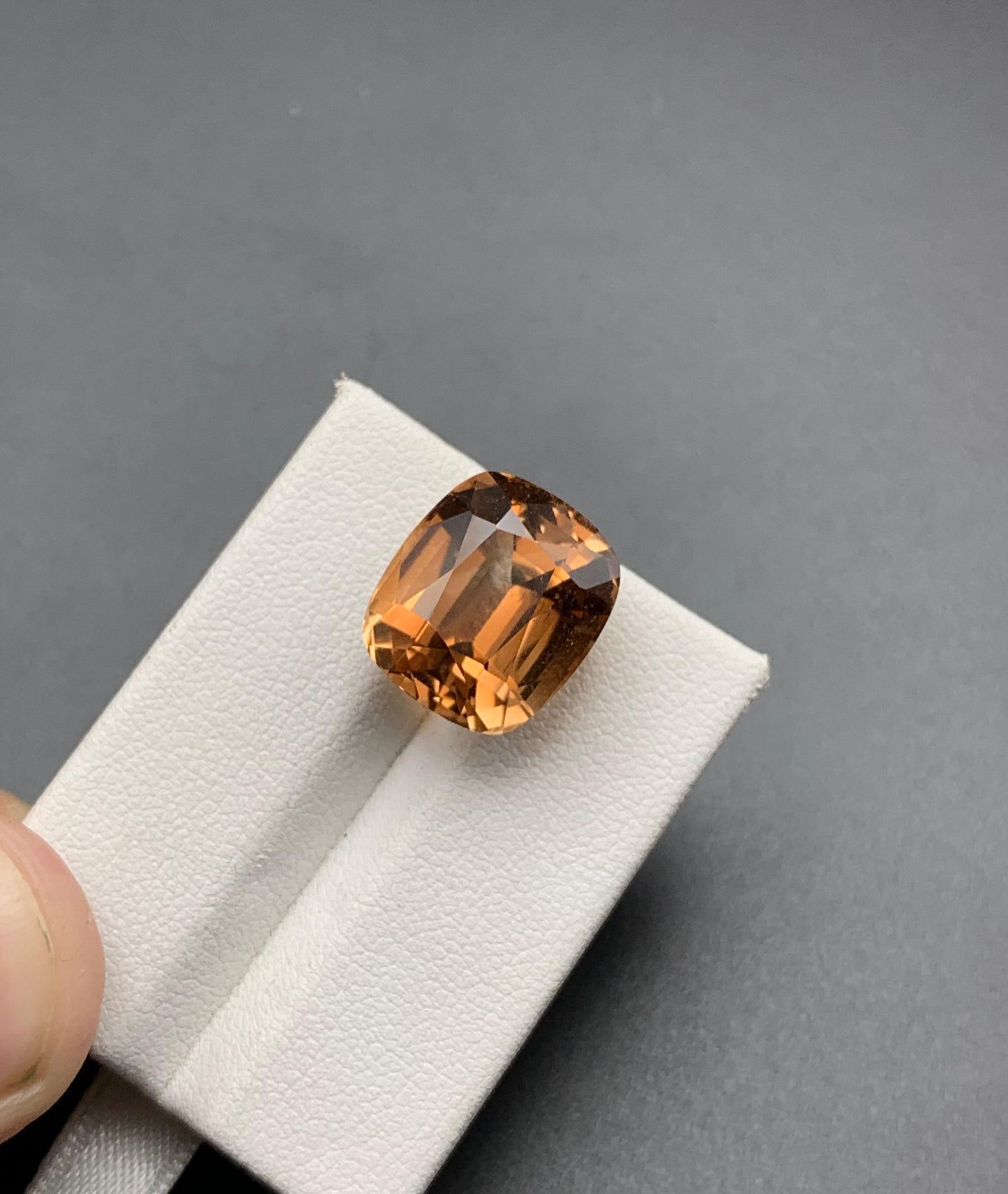 17.82 carats Topaz from Pakistan Loose Gemstone