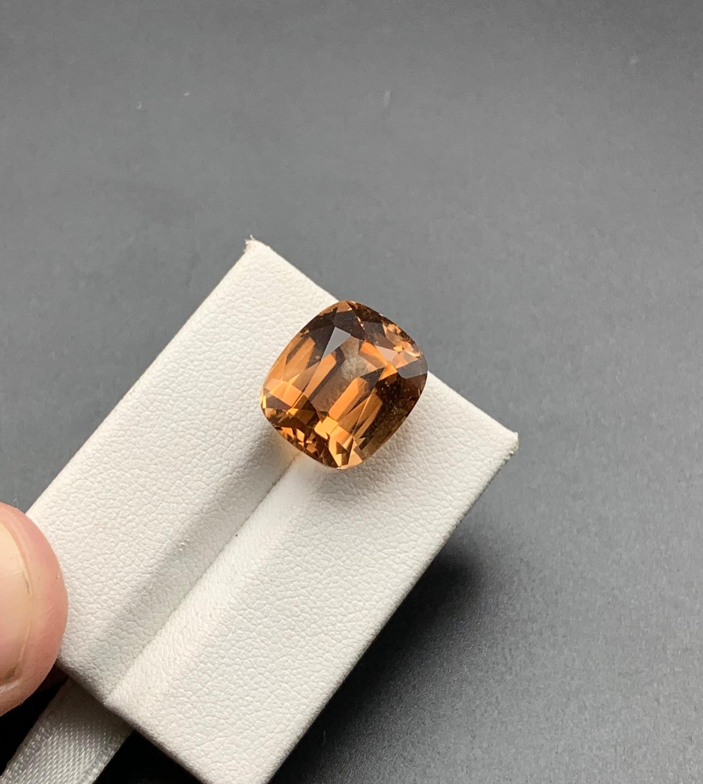 17.82 carats Topaz from Pakistan Loose Gemstone