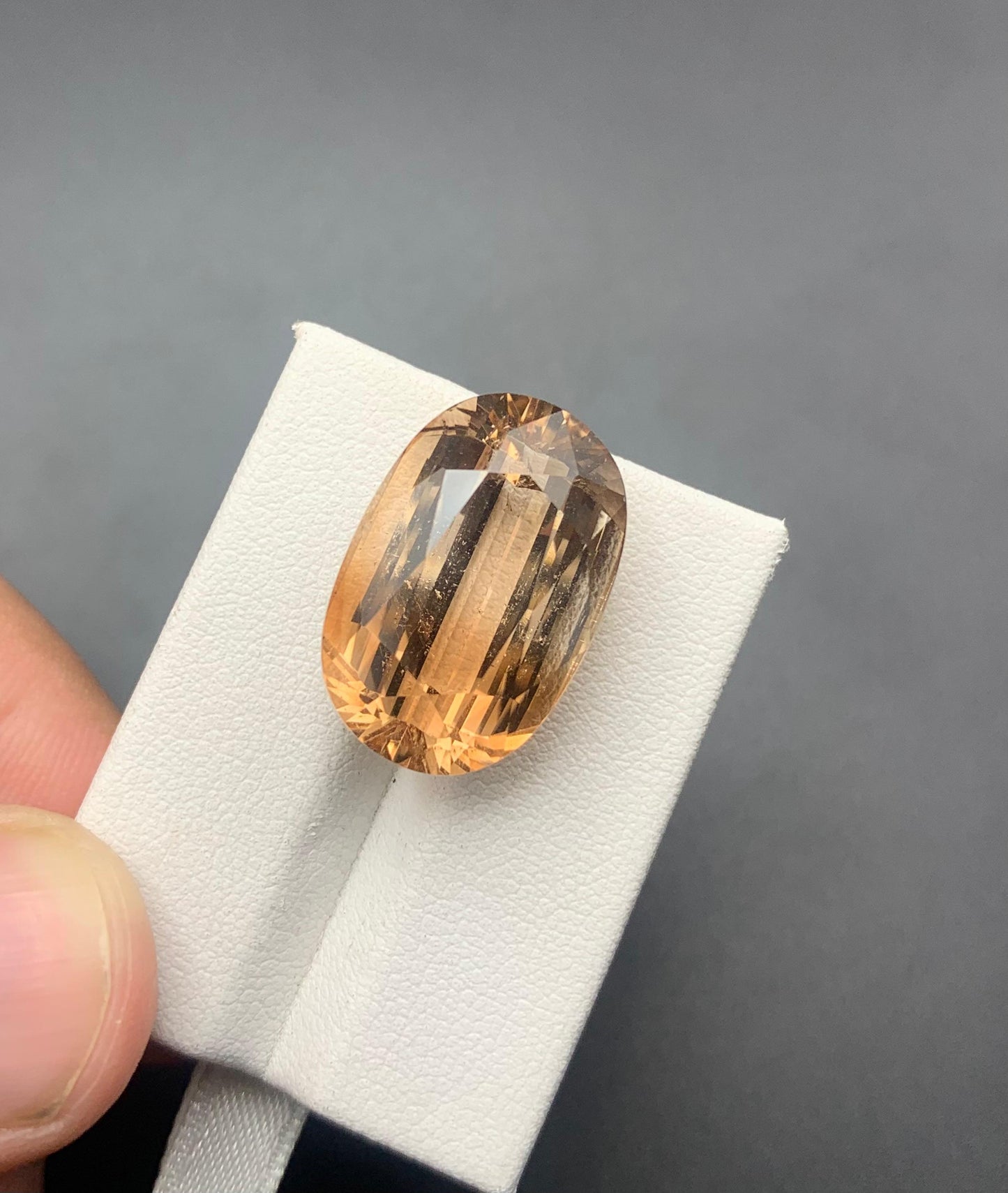 34.26 carats Topaz from Pakistan Loose Gemstone