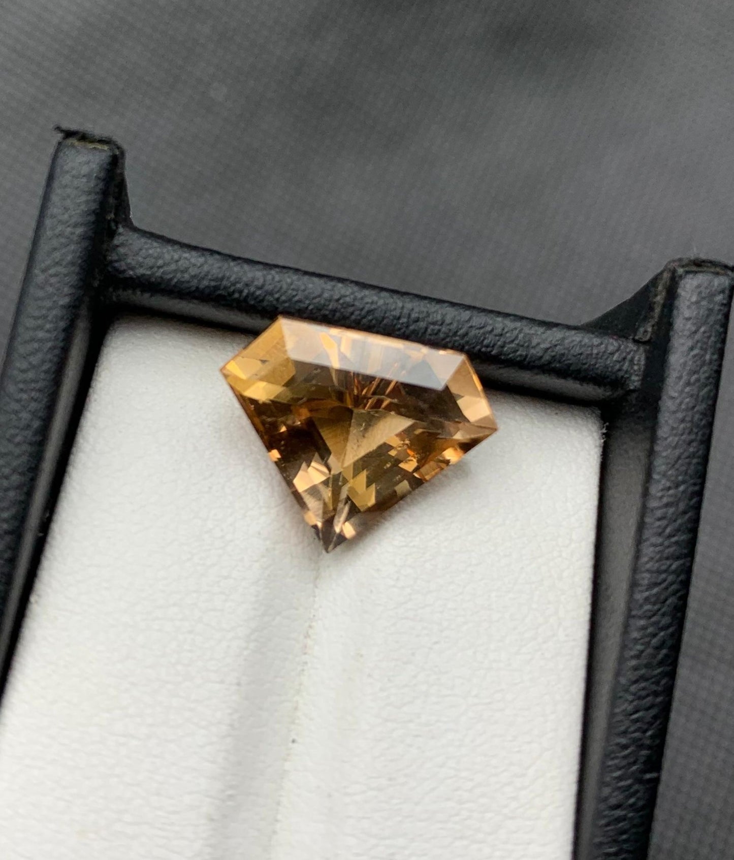 10.90 carats Topaz from Pakistan Loose Gemstone