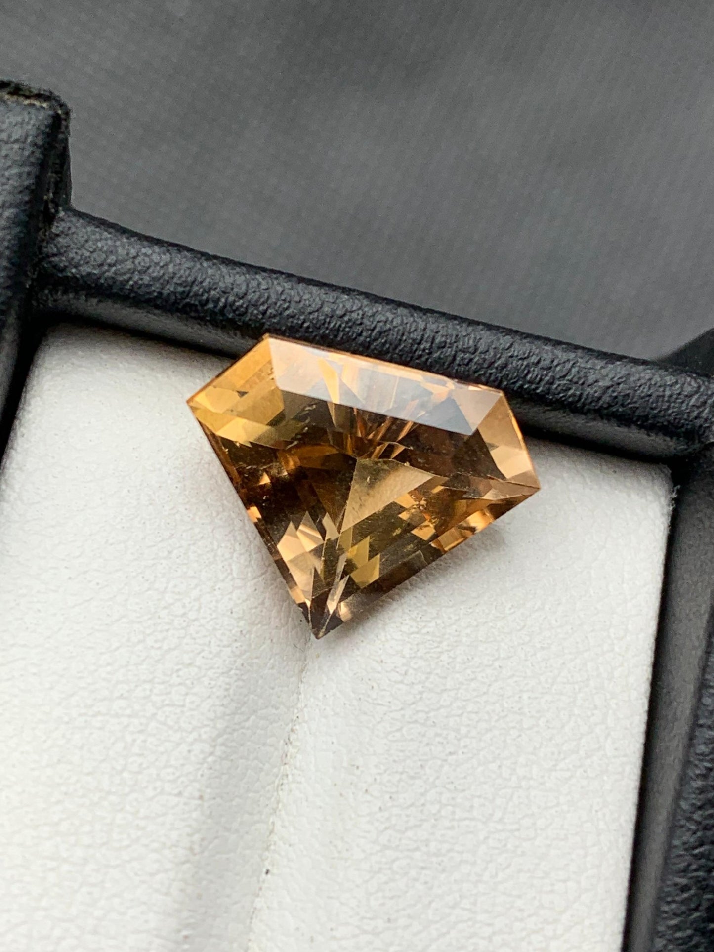 10.90 carats Topaz from Pakistan Loose Gemstone