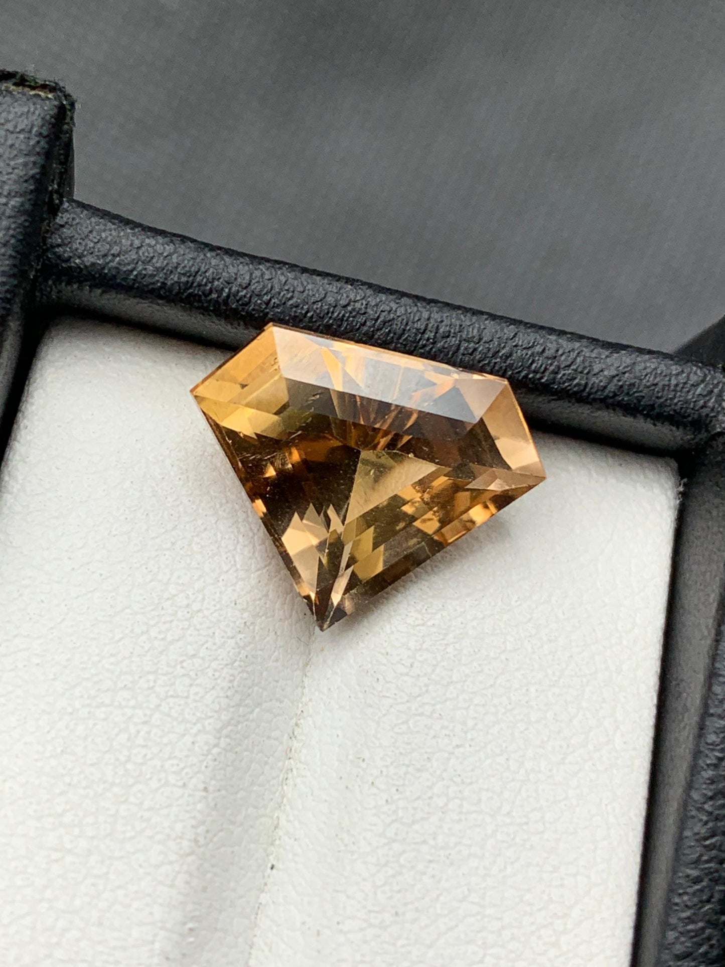 10.90 carats Topaz from Pakistan Loose Gemstone