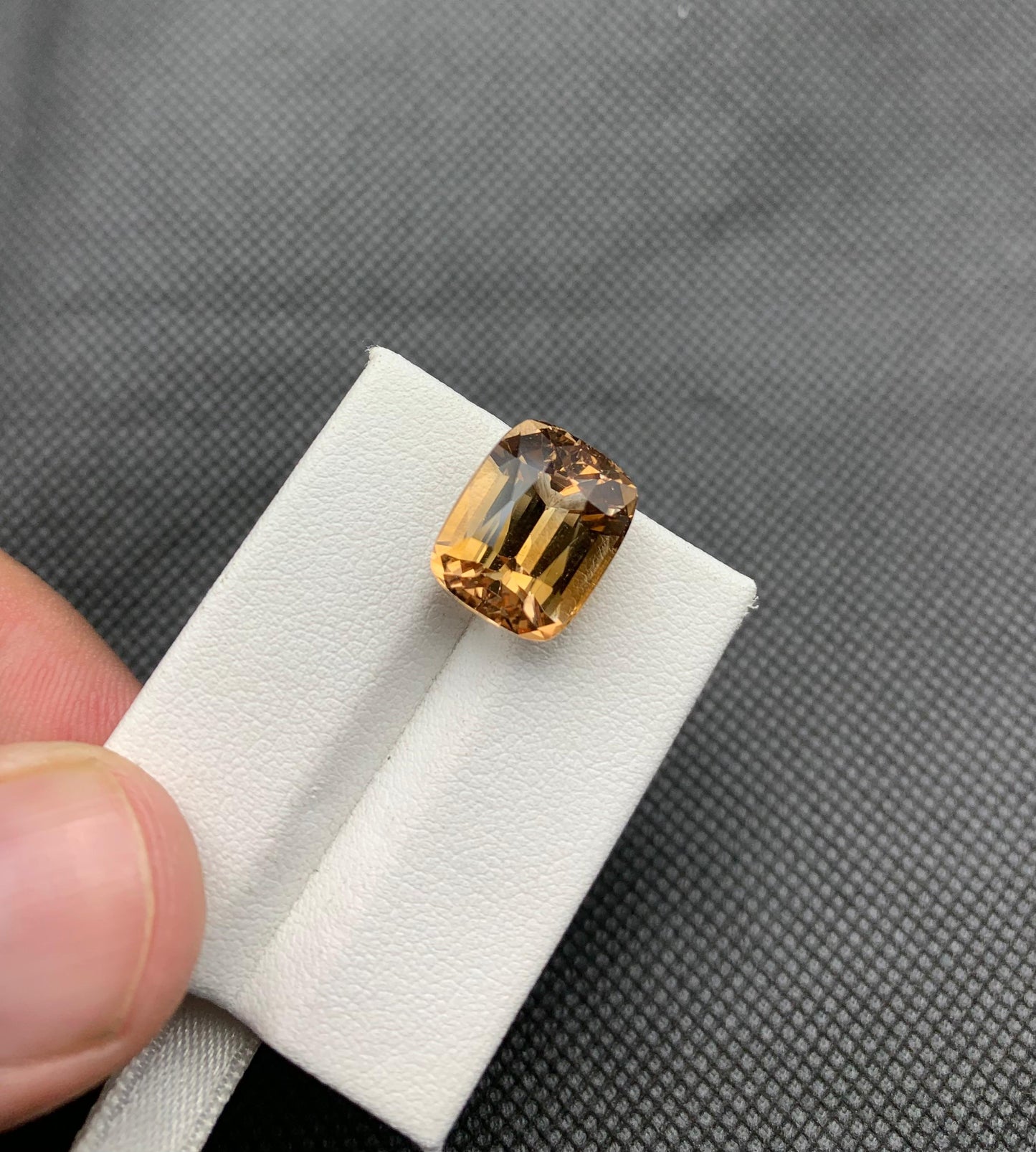 12.38 carats Topaz from Pakistan Loose Gemstone