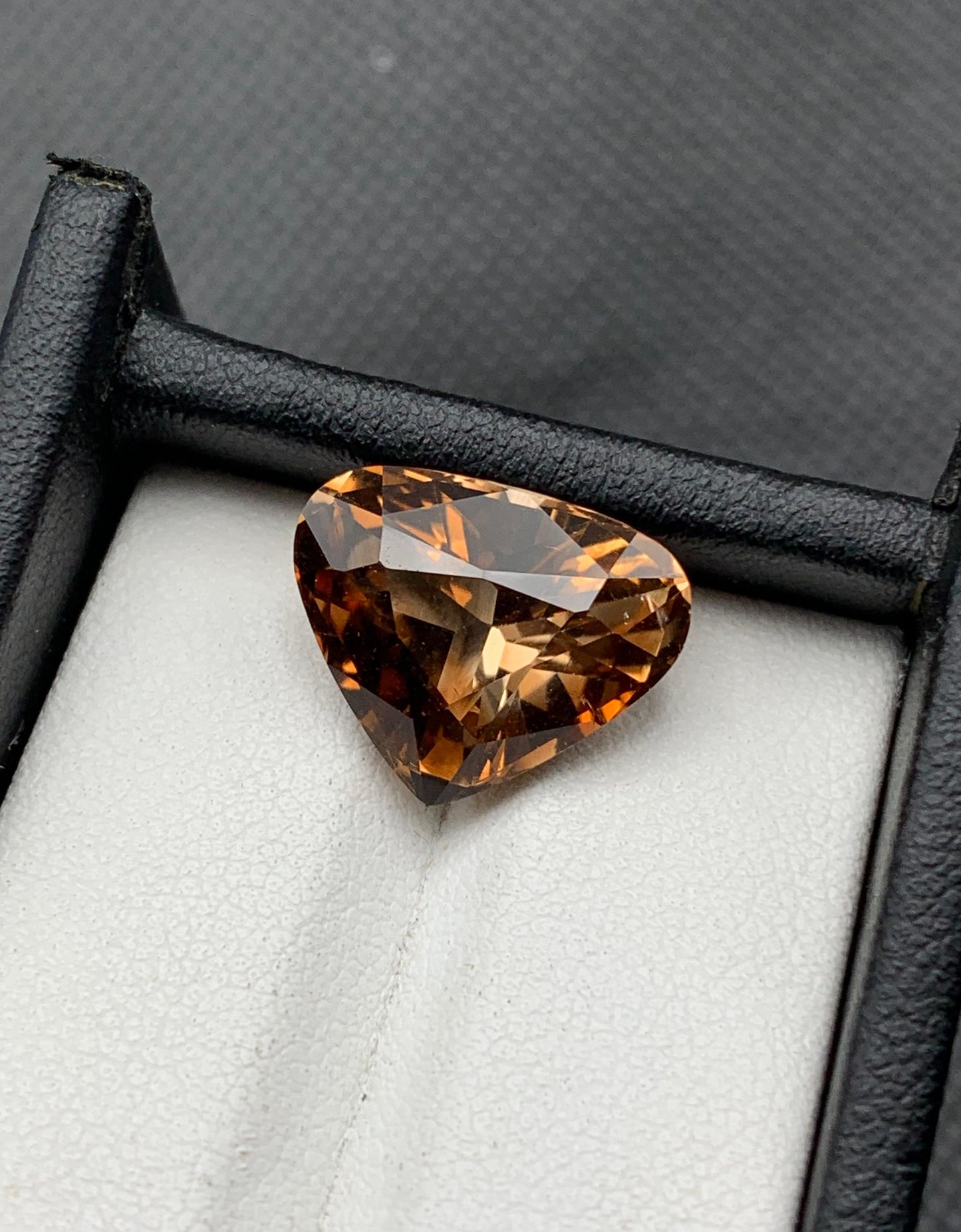 11.06 carats Topaz from Pakistan Loose Gemstone