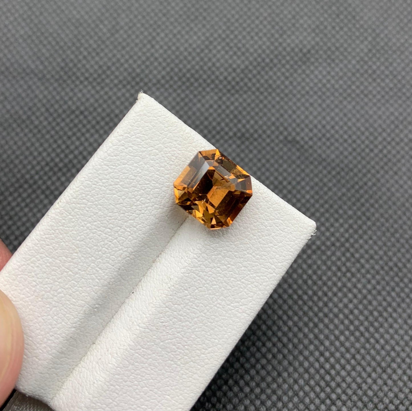 5.84 carats Topaz From Pakistan Loose Gemstone