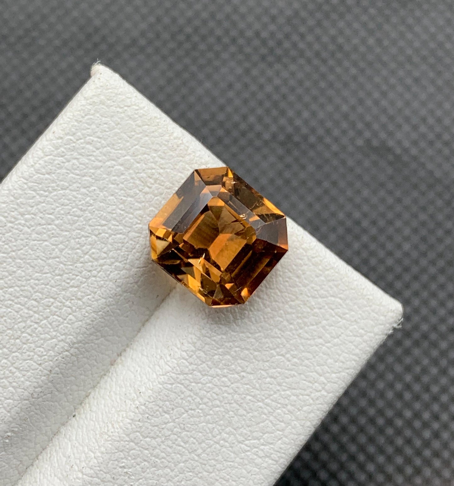 5.84 carats Topaz From Pakistan Loose Gemstone