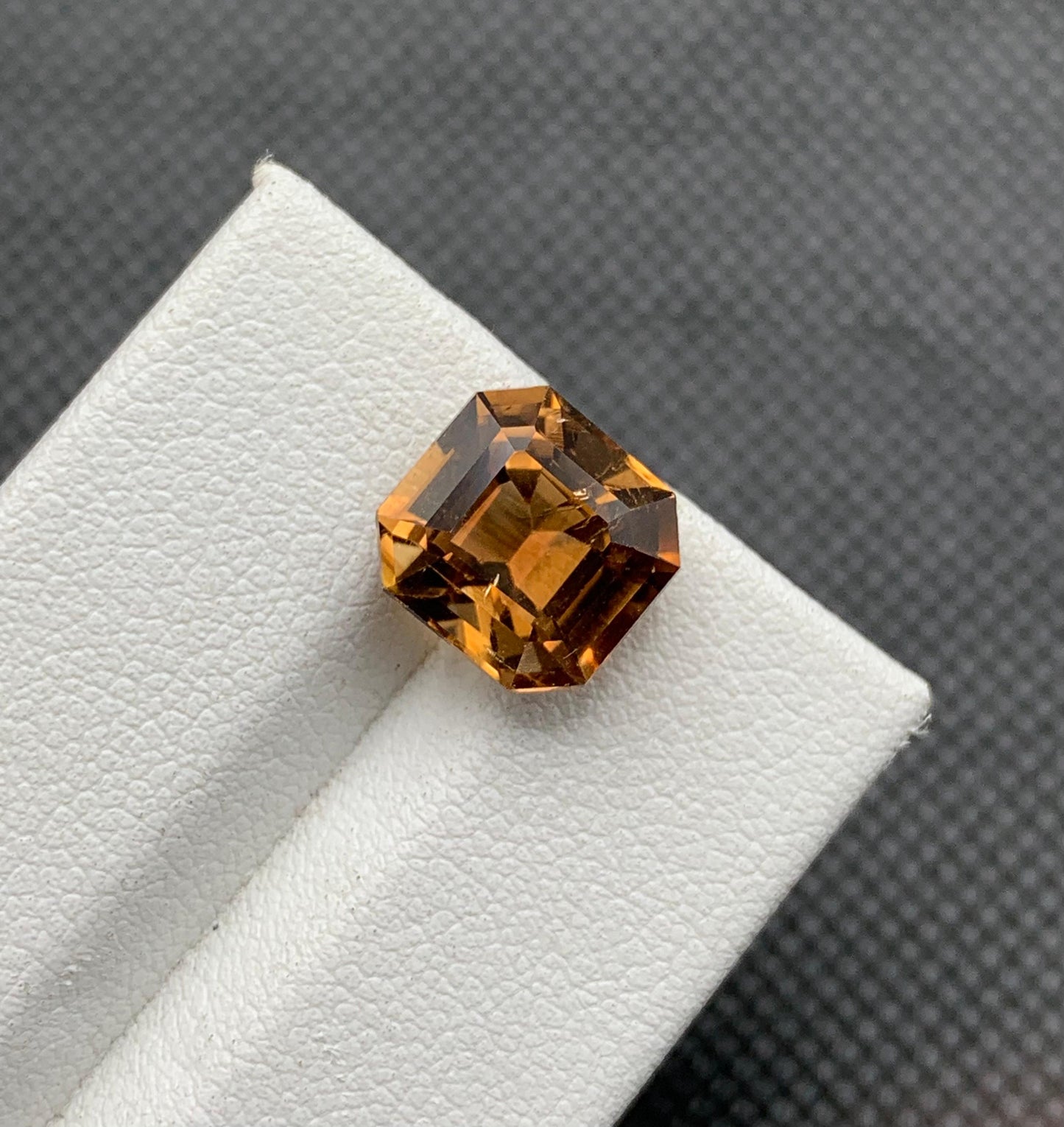 5.84 carats Topaz From Pakistan Loose Gemstone