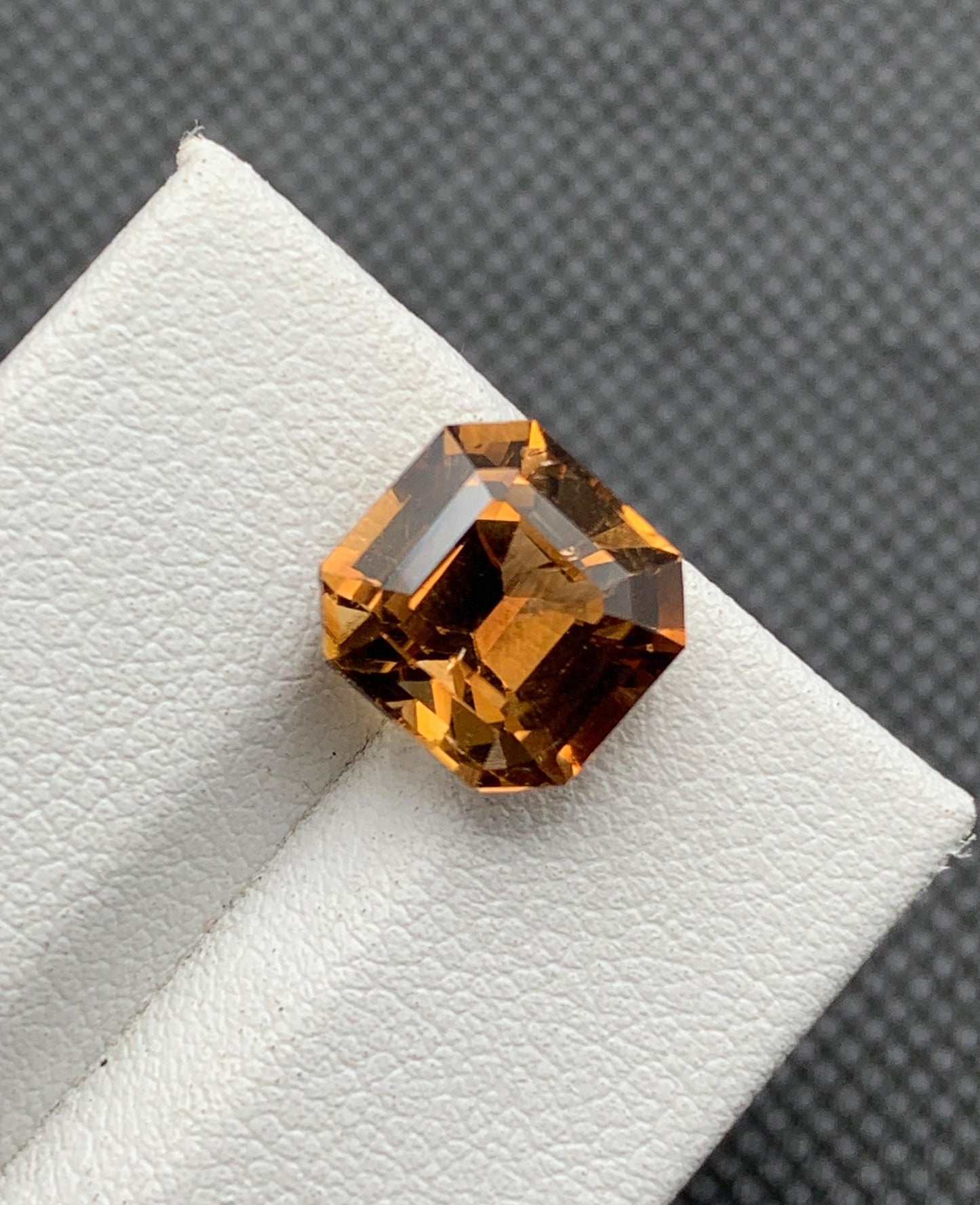 5.84 carats Topaz From Pakistan Loose Gemstone