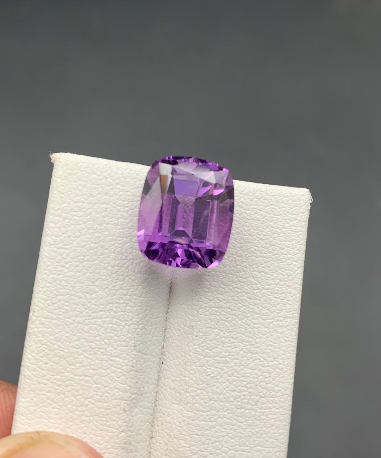 8.88 carats Amethyst From Africa Loose Gemstone