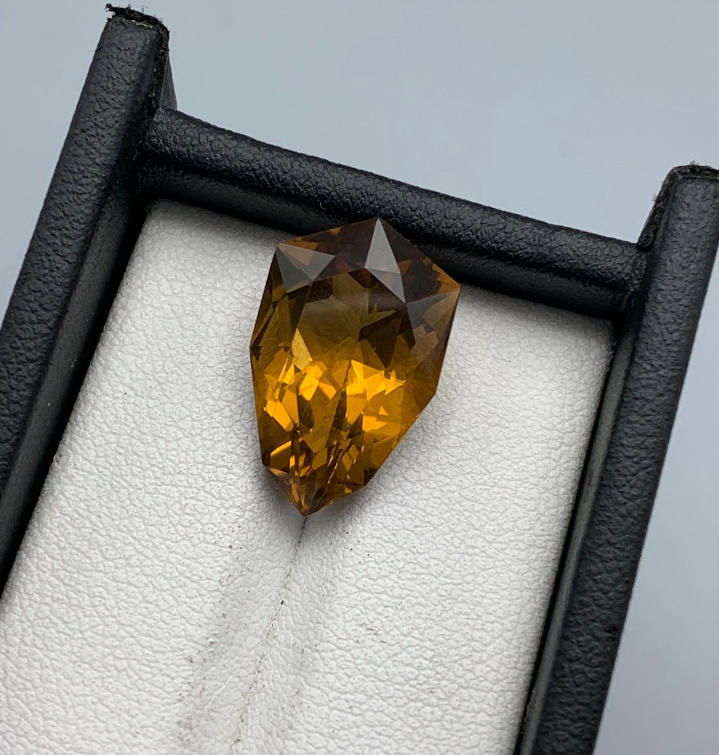 11.02 carats Citrine Loose Gemstone From Africa