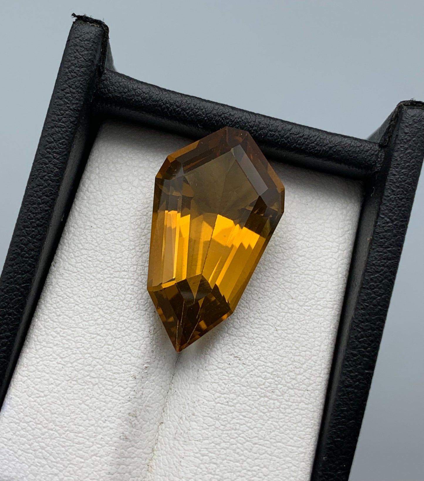 16.33 carats Citrine From Africa Loose Gemstone