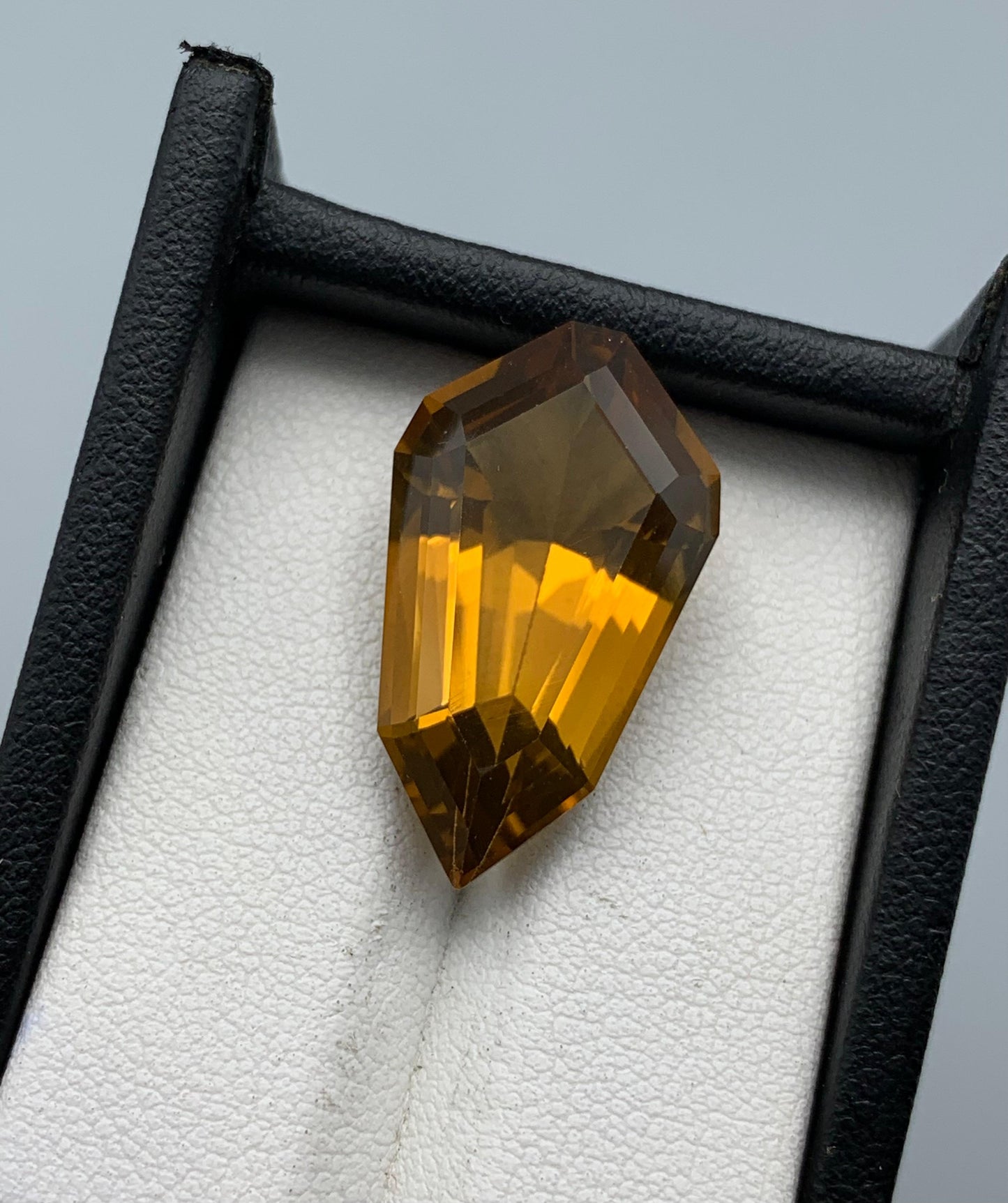 16.33 carats Citrine From Africa Loose Gemstone