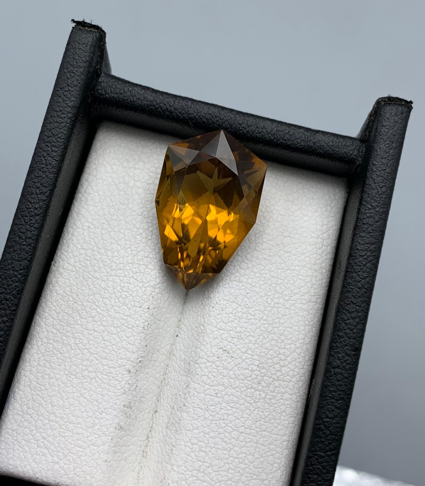 11.02 carats Citrine Loose Gemstone From Africa