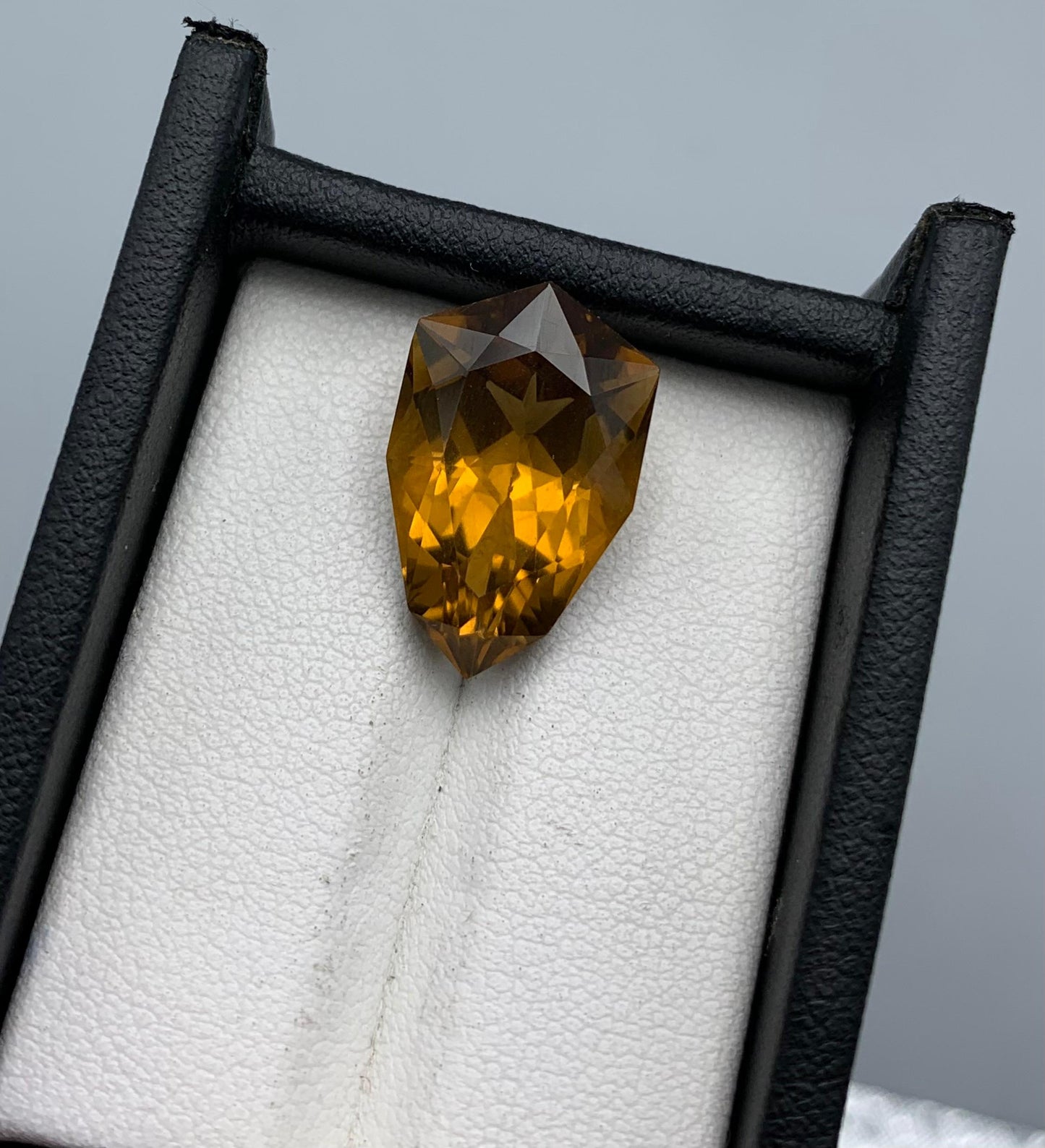 11.02 carats Citrine Loose Gemstone From Africa