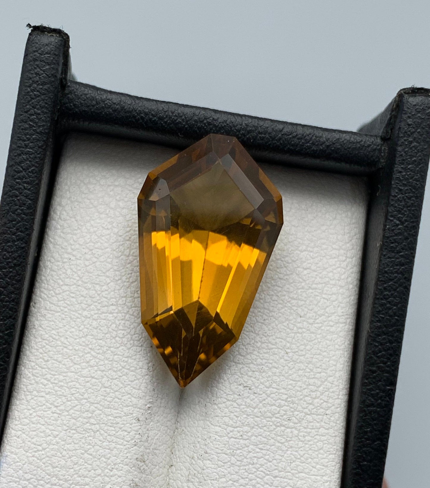 16.33 carats Citrine From Africa Loose Gemstone