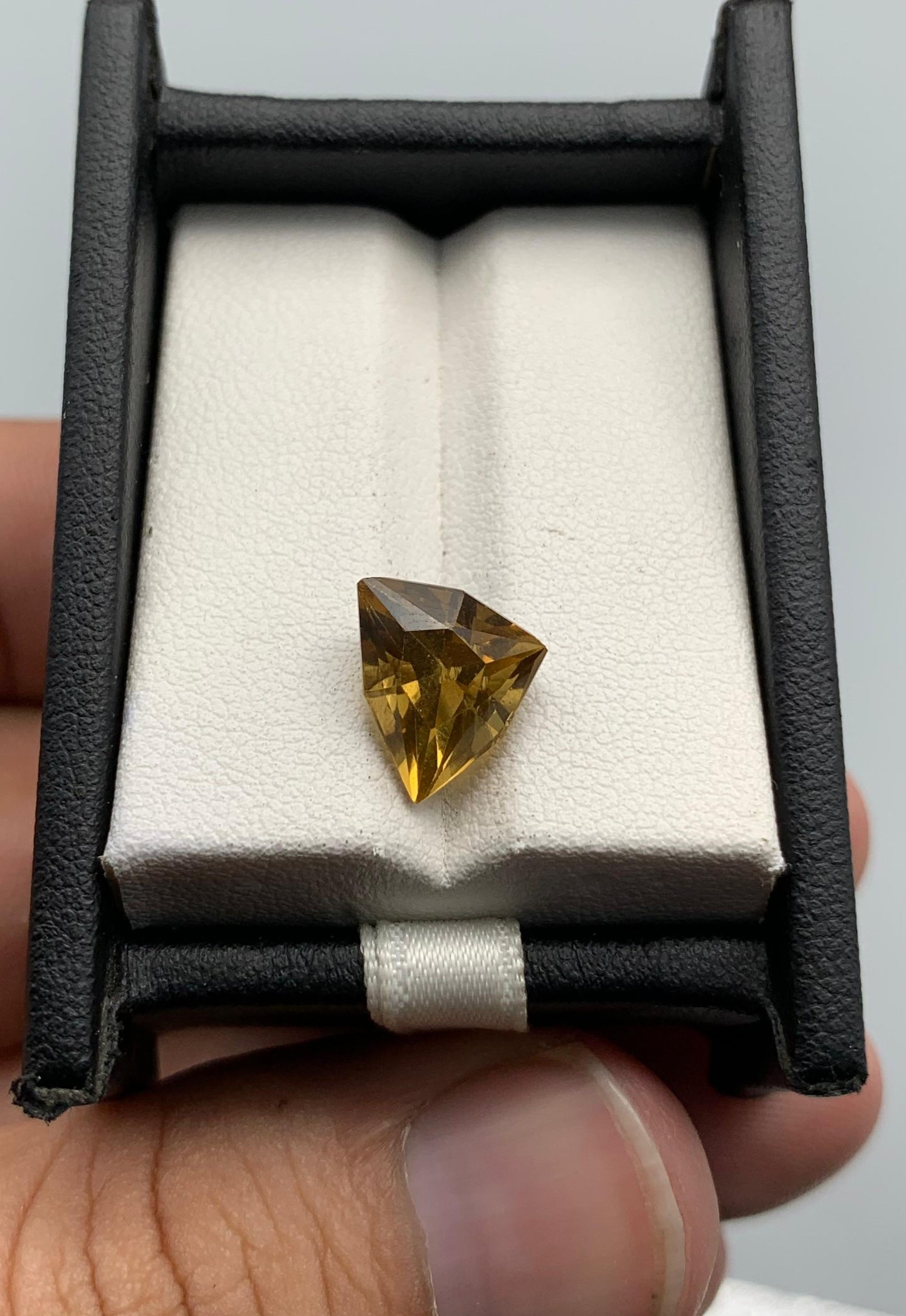 3.54 carats Citrine From Africa Loose Gemstone