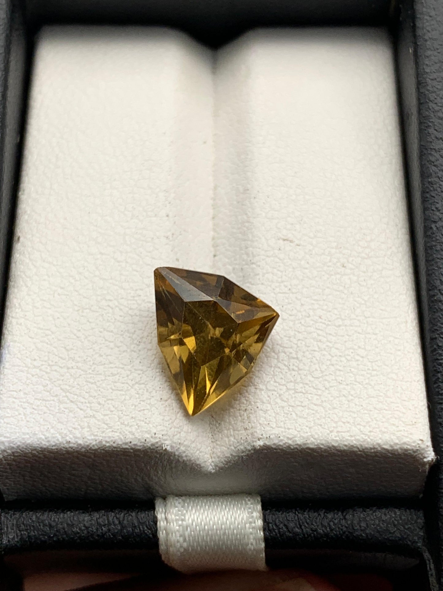 3.54 carats Citrine From Africa Loose Gemstone