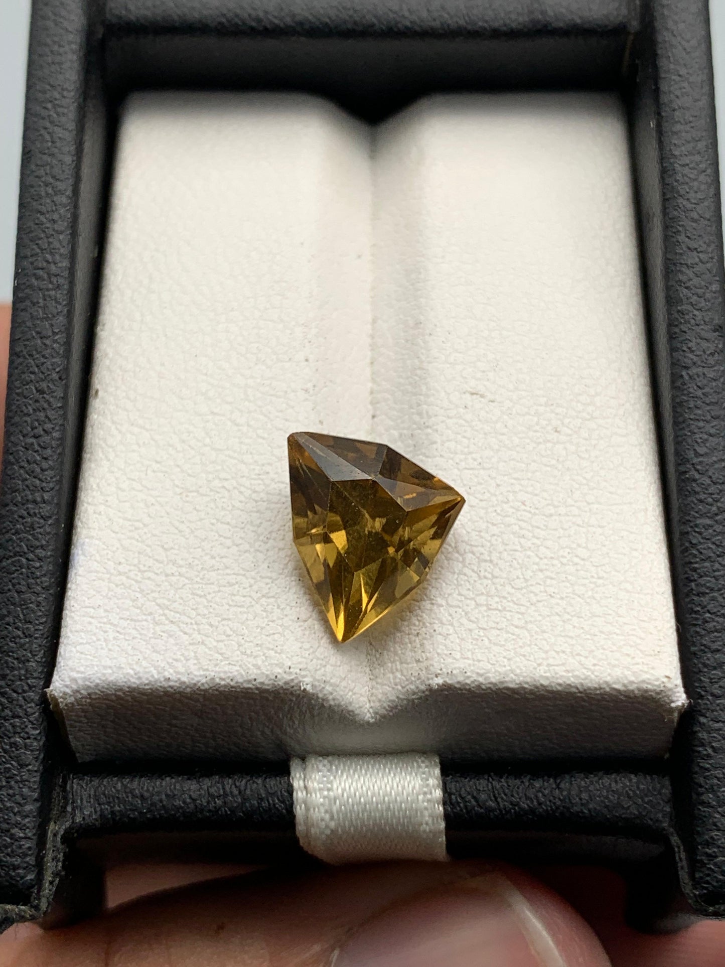 3.54 carats Citrine From Africa Loose Gemstone