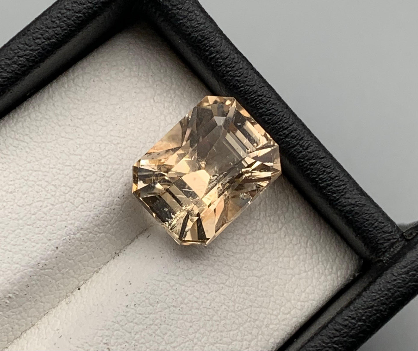 10.40 carats Topaz From Pakistan Loose Gemstone