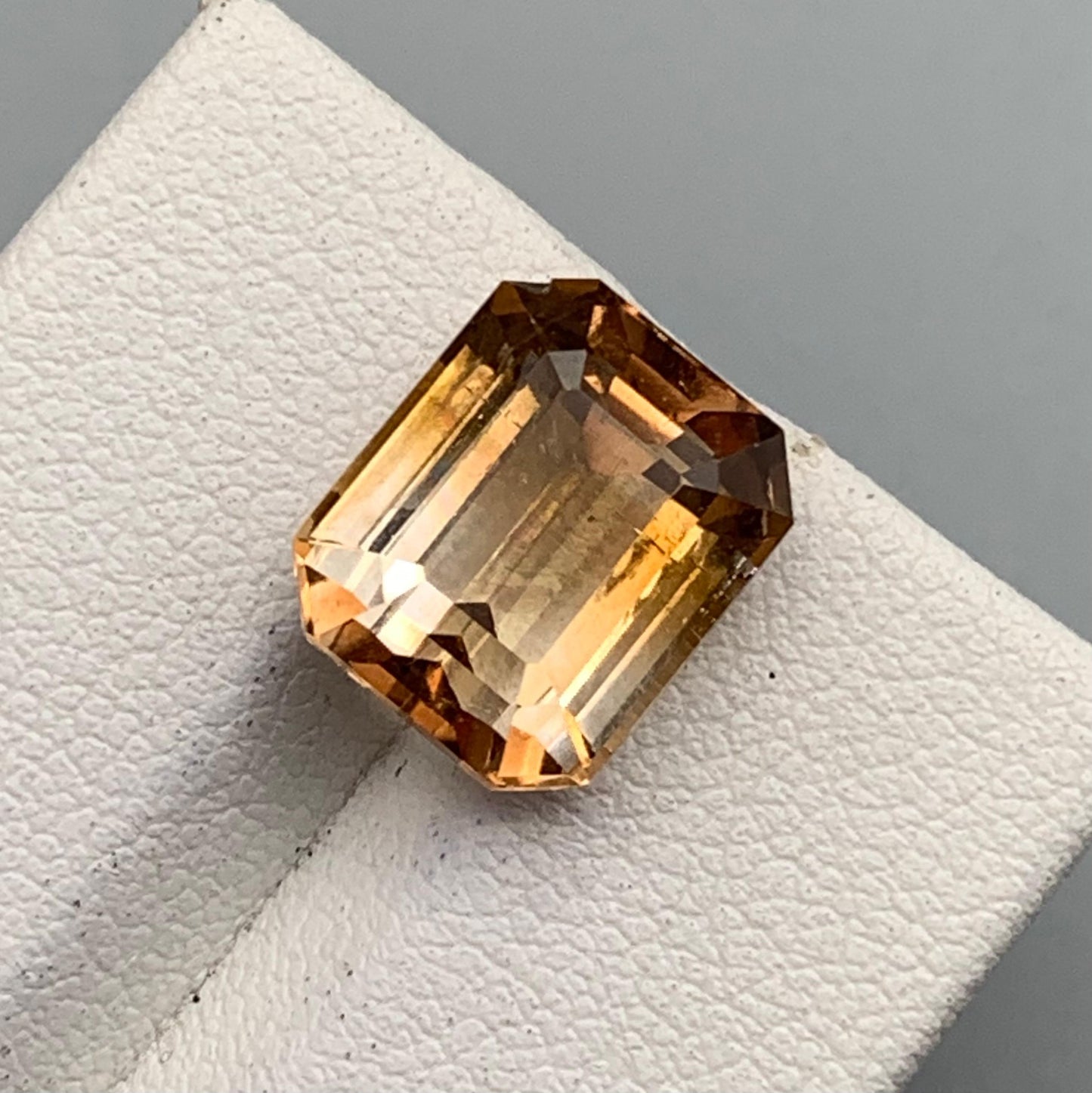 8.64 carats Topaz From Pakistan Loose Gemstone