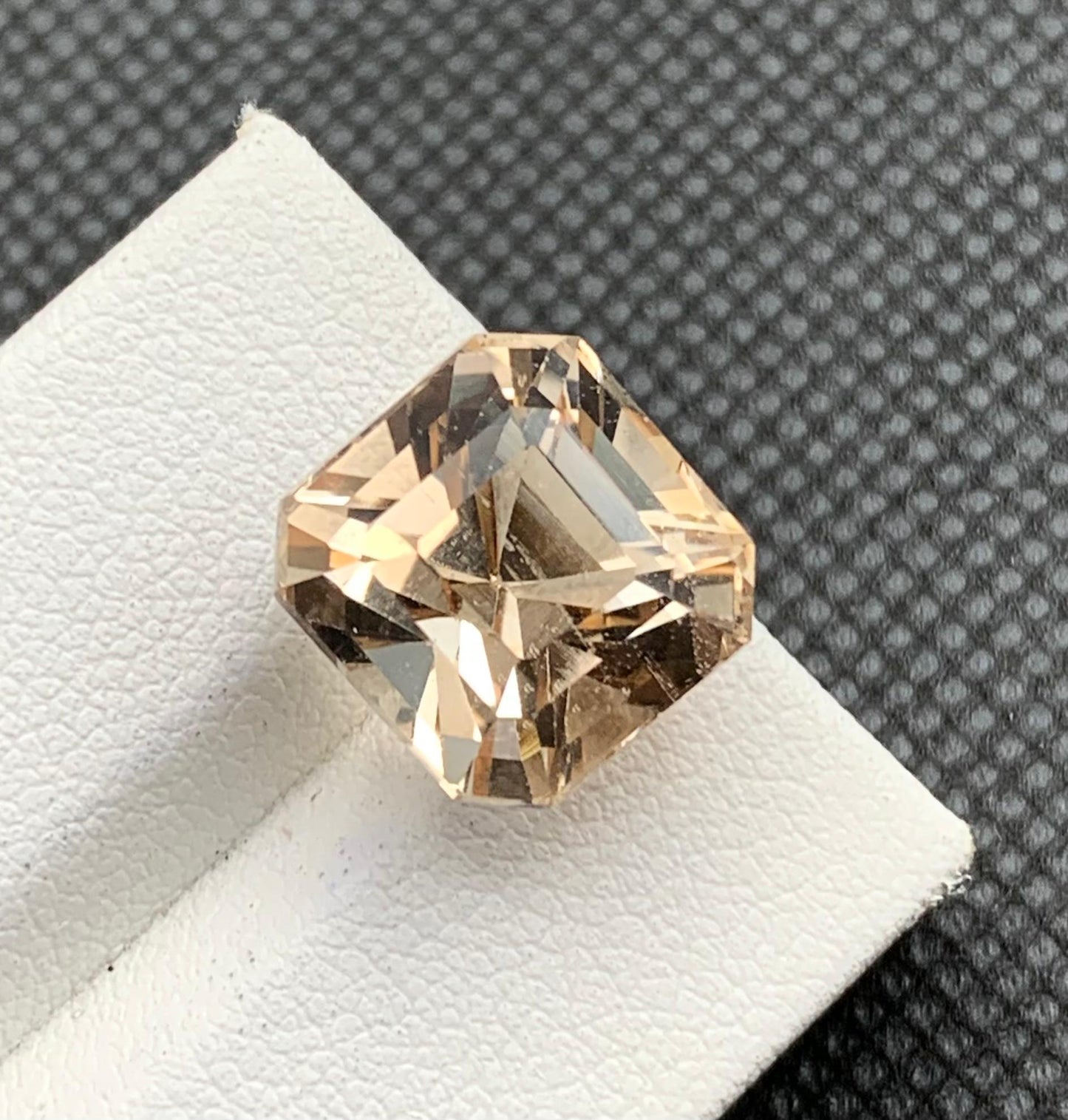 13.55 carats Topaz From Pakistan Loose Gemstone