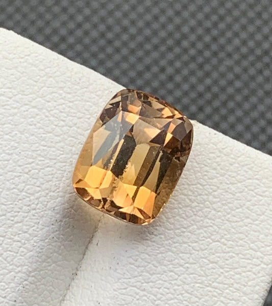 7.80 carats Topaz From Pakistan Loose Gemstone