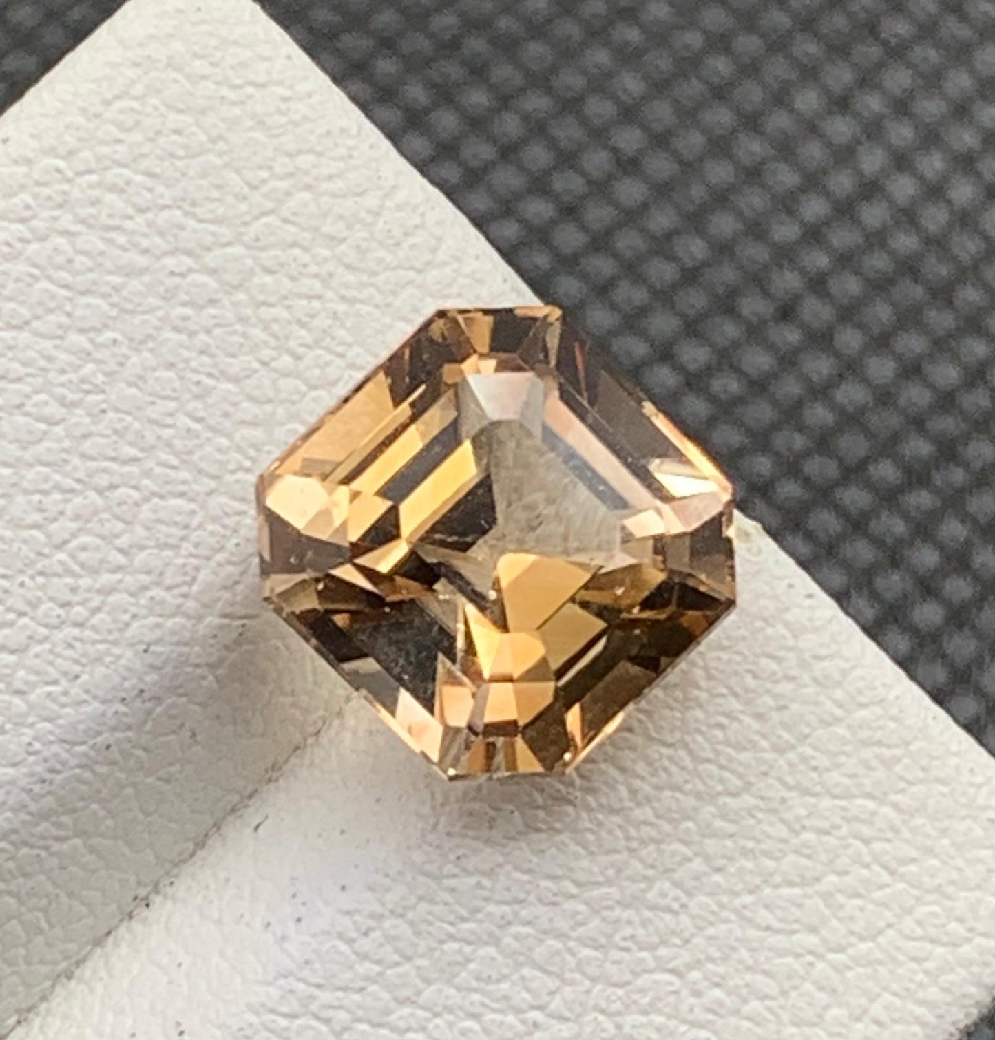 6.65 carats Topaz From Pakistan Loose Gemstone