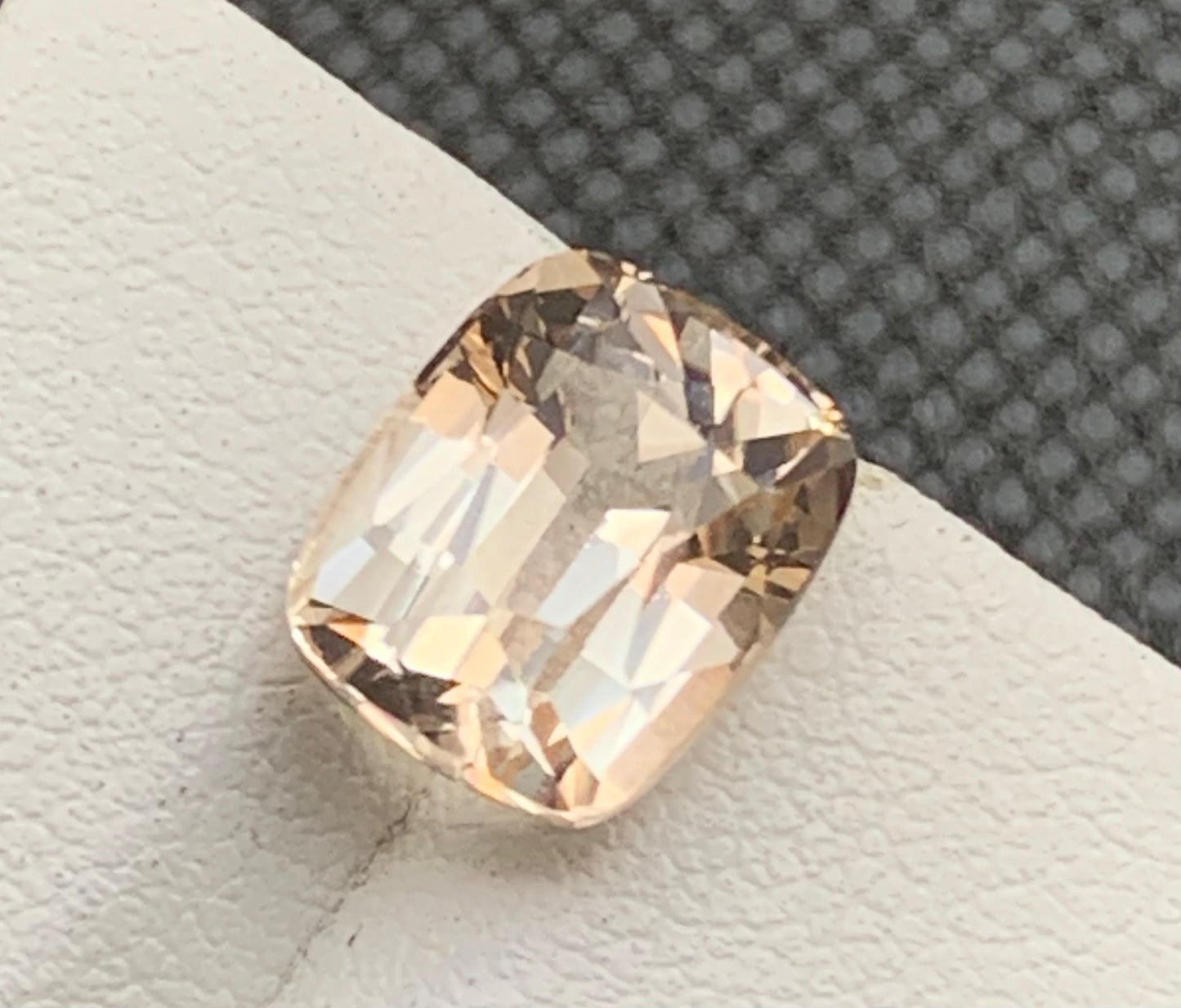 6.40 carats Topaz From Pakistan Loose Gemstone