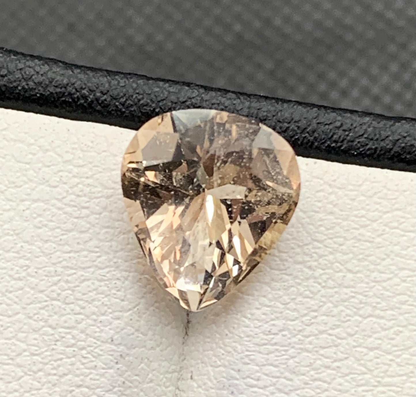 5.57 carats Topaz From Pakistan Loose Gemstone