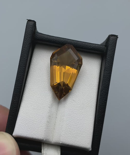 16.33 carats Citrine From Africa Loose Gemstone